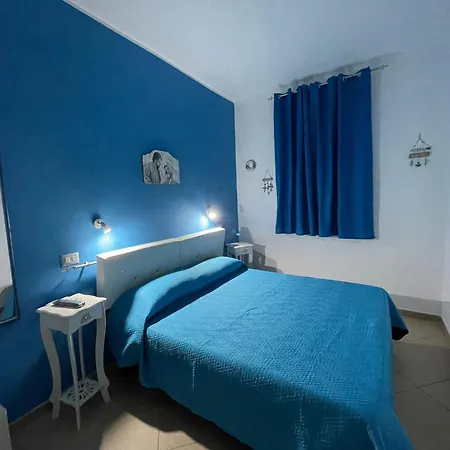 Le Onde Del Mare Bed & Breakfast 3*