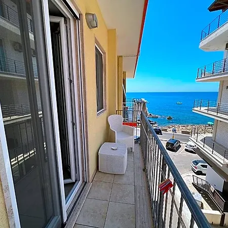Le Onde Del Mare Bed & Breakfast 3*